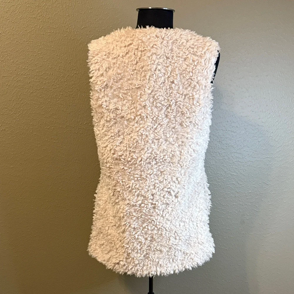 Design Lab Lord & Taylor Cream Teddy Vest